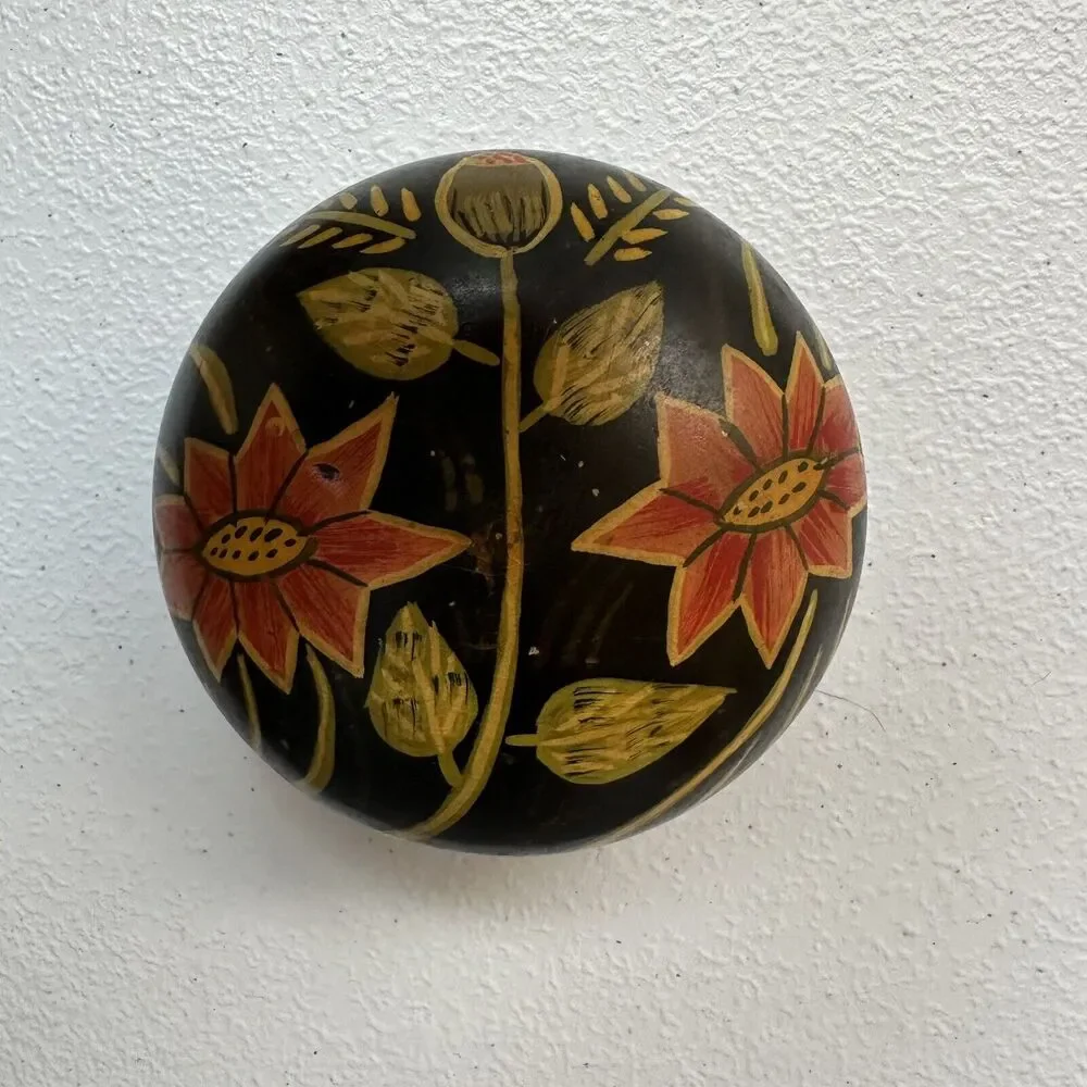 Vintage Folk Art Lacquerware Trinket Box Jewelry Storage Floral Design Display
